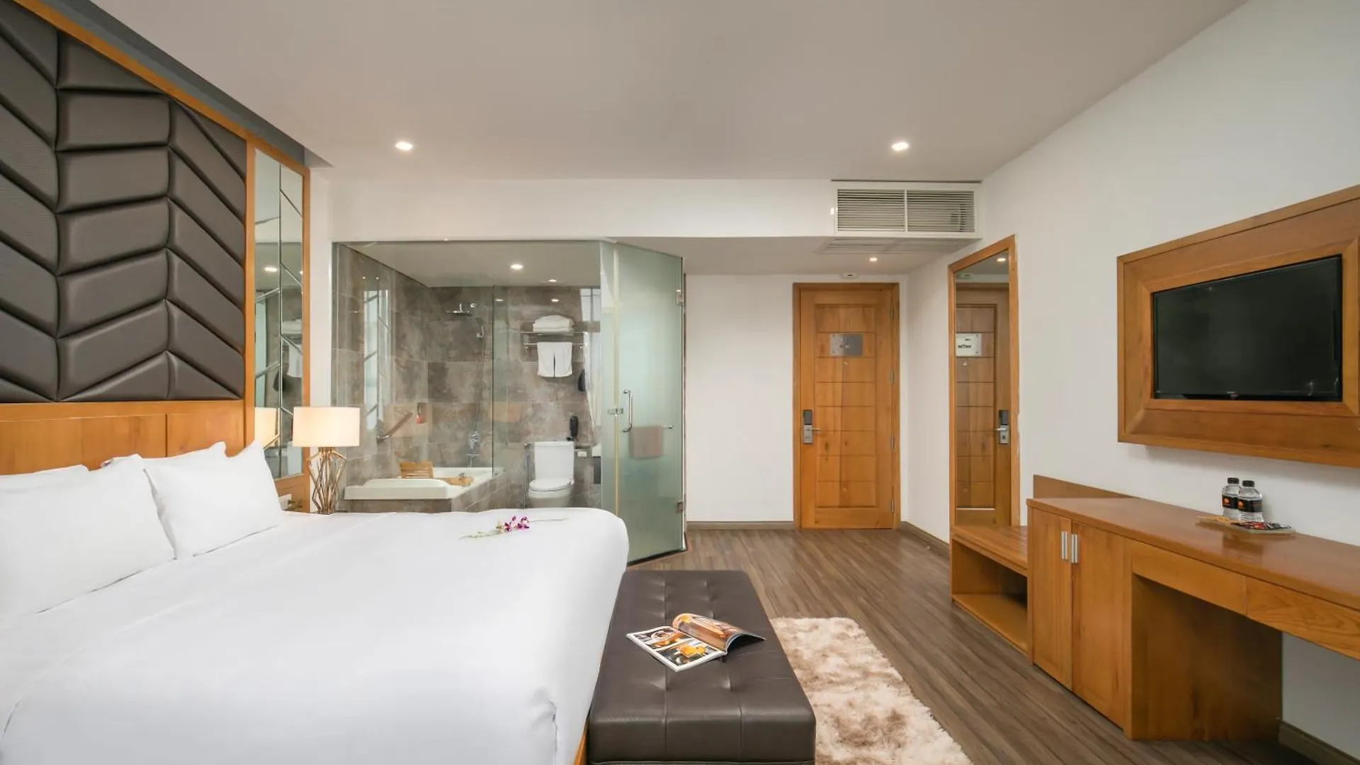 Grand Sunrise Boutique Hotel Da Nang 4*,